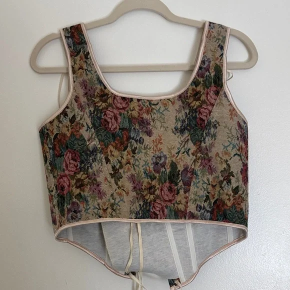 Floral Corset | Renaissance Staple - Picture 5 of 7